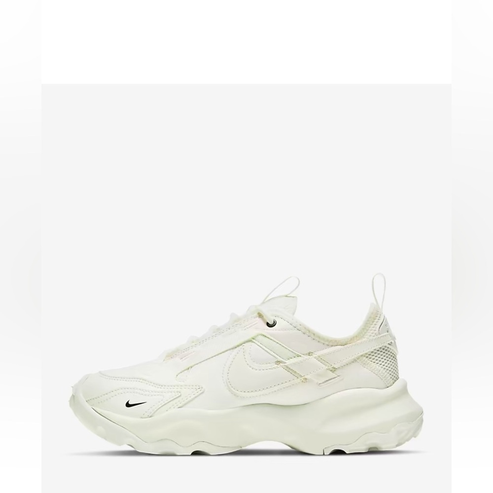 Nike tc 7900 sail women’s shoes